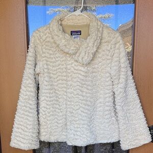 Patagonia Women’s XS Faux Fur Jacket